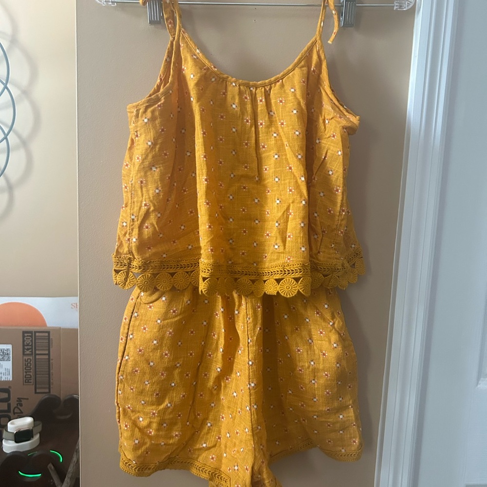 Women’s Floral Gold Romper with Lace Trim